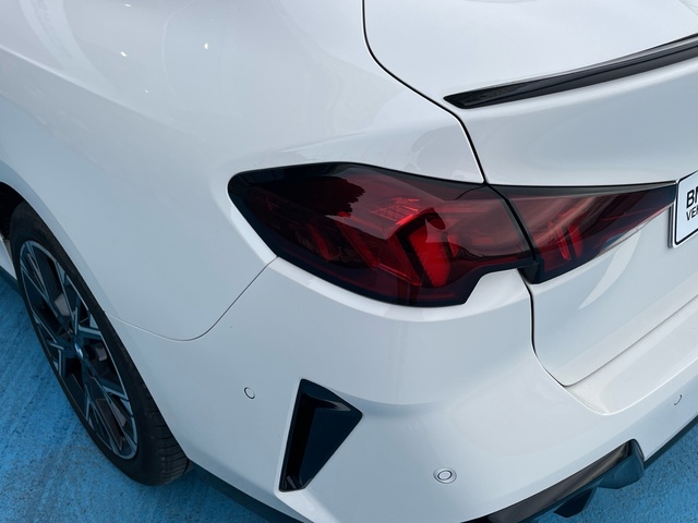 BMW Serie 2 220d Gran Coupe color Blanco. Año 2025. 120KW(163CV). Diésel. En concesionario Grünblau Motor (Bmw y Mini) de Cantabria