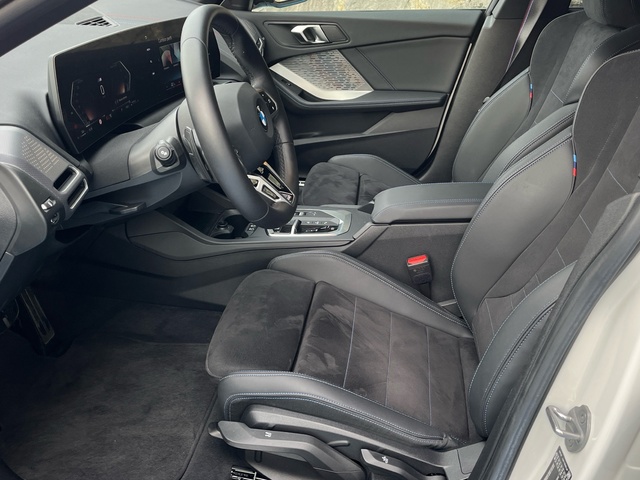 BMW Serie 2 220d Gran Coupe color Blanco. Año 2025. 120KW(163CV). Diésel. En concesionario Grünblau Motor (Bmw y Mini) de Cantabria