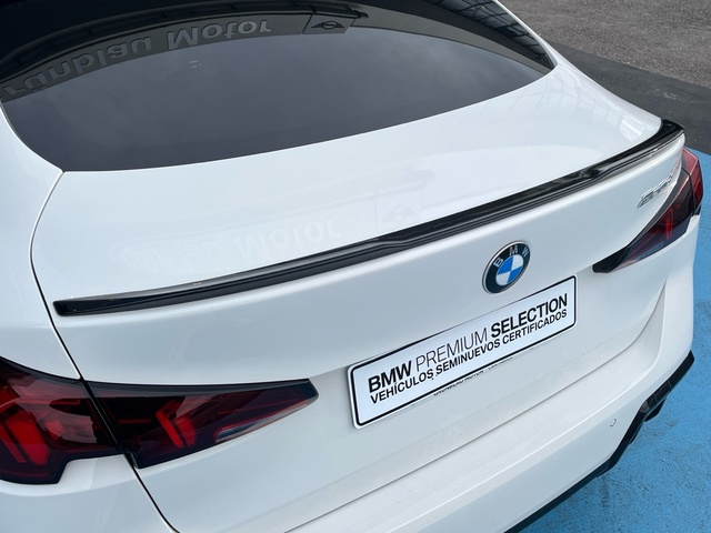 BMW Serie 2 220d Gran Coupe color Blanco. Año 2025. 120KW(163CV). Diésel. En concesionario Grünblau Motor (Bmw y Mini) de Cantabria
