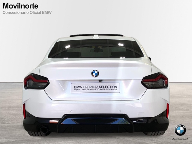 BMW Serie 2 220d Coupe color Blanco. Año 2023. 140KW(190CV). Diésel. En concesionario Movilnorte Las Rozas de Madrid