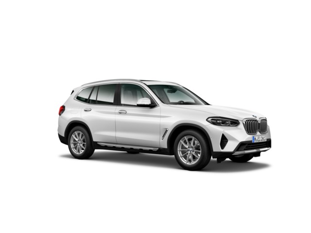 BMW X3 xDrive20d color Blanco. Año 2024. 140KW(190CV). Diésel. En concesionario Movilnorte El Carralero de Madrid