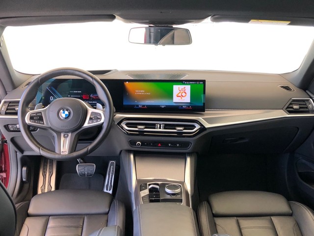 BMW Serie 4 420d Cabrio color Rojo. Año 2024. 140KW(190CV). Diésel. En concesionario Vehinter Getafe de Madrid