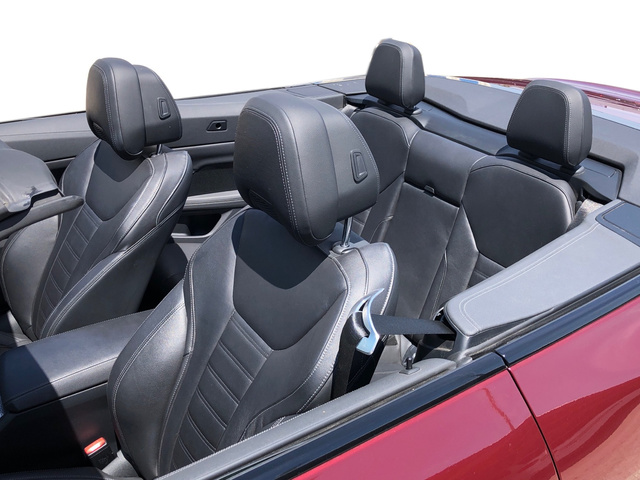 BMW Serie 4 420d Cabrio color Rojo. Año 2024. 140KW(190CV). Diésel. En concesionario Vehinter Getafe de Madrid