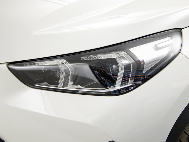 BMW X1 sDrive18d color Blanco. Año 2023. 110KW(150CV). Diésel. En concesionario BMW Fuenteolid Valladolid de Valladolid