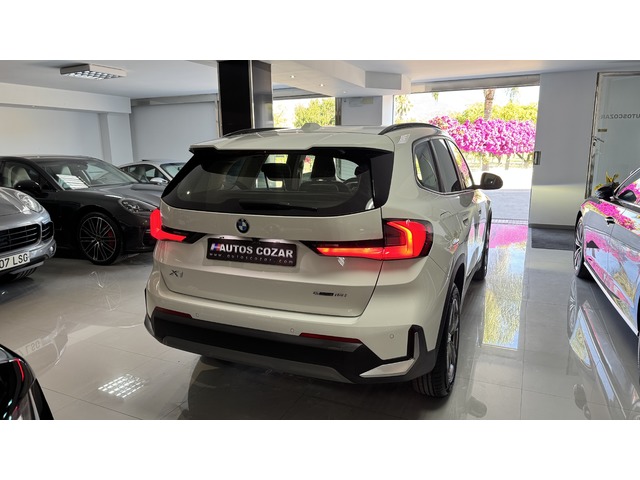 BMW X1 sDrive18i 100 kW (136 CV)