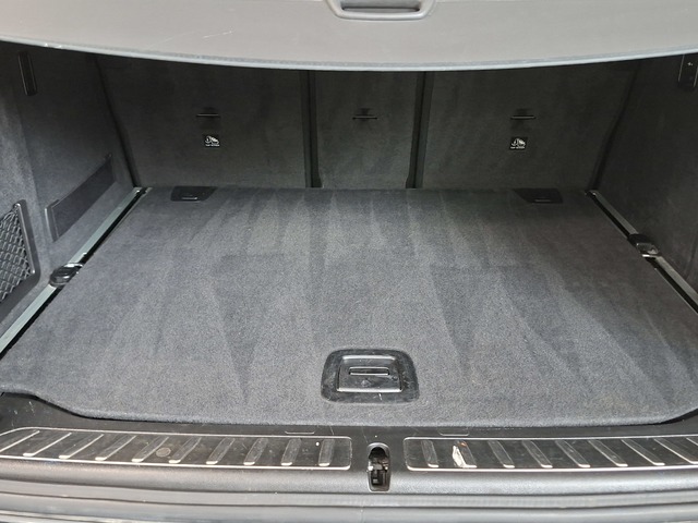 BMW X3 sDrive18d color Gris. Año 2021. 110KW(150CV). Diésel. En concesionario Automoviles Bertolin S.L. de Valencia