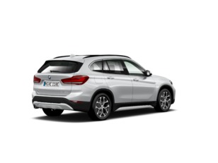 Fotos de BMW X1 xDrive25e color Gris Plata. Año 2021. 162KW(220CV). Híbrido Electro/Gasolina. En concesionario Ceres Motor S.L. de Cáceres