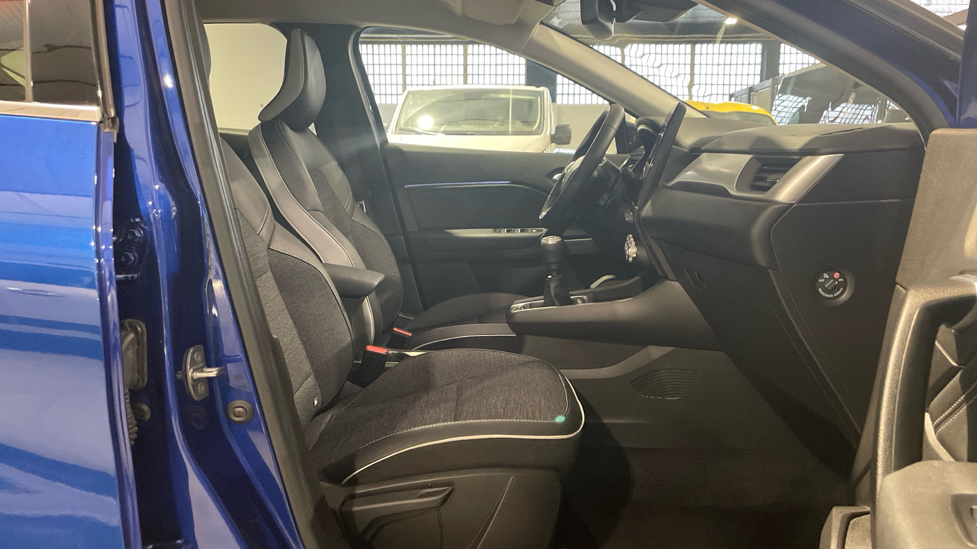 Renault Captur TCe 90 - 13