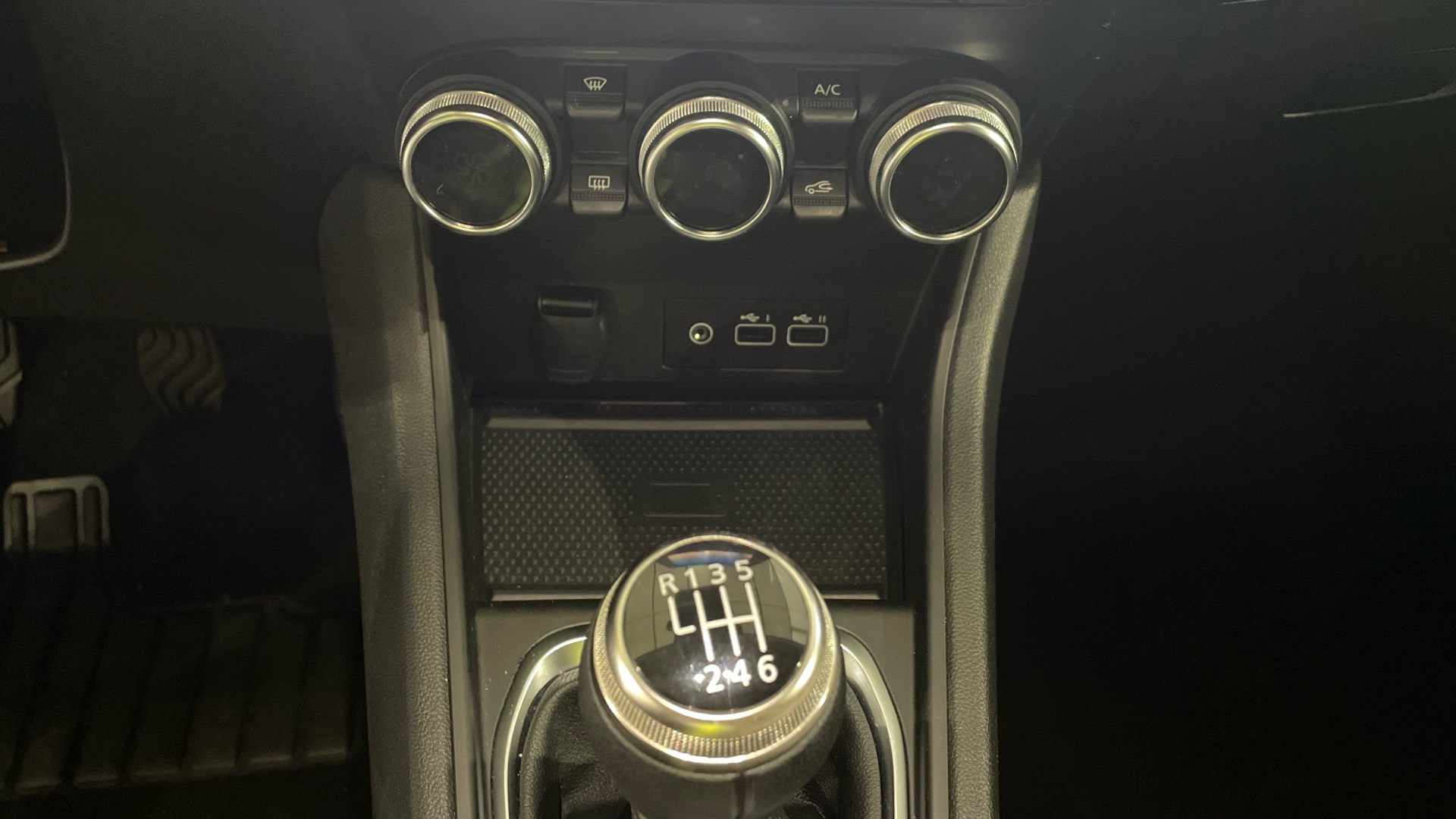 Renault Captur TCe 90 - 16