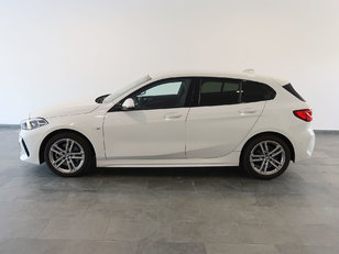Fotos de BMW Serie 1 118i color Blanco. Año 2021. 103KW(140CV). Gasolina. En concesionario Autogal de Ourense
