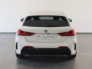 BMW Serie 1 118i color Blanco. Año 2021. 103KW(140CV). Gasolina. En concesionario Autogal de Ourense
