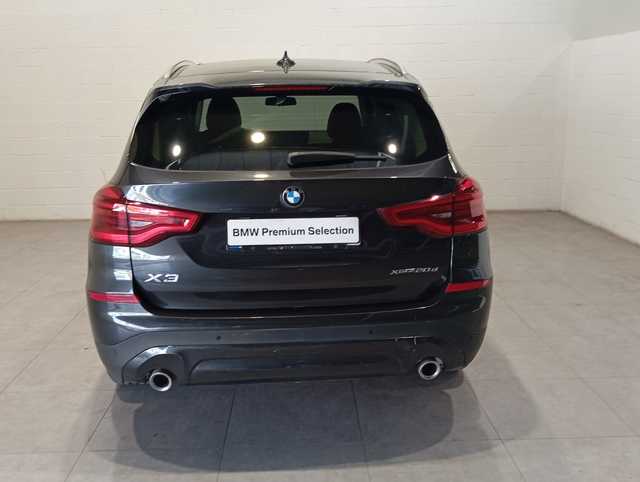 BMW X3 xDrive20d color Gris. Año 2021. 140KW(190CV). Diésel. En concesionario Motor Munich - Terrassa - VO de Barcelona