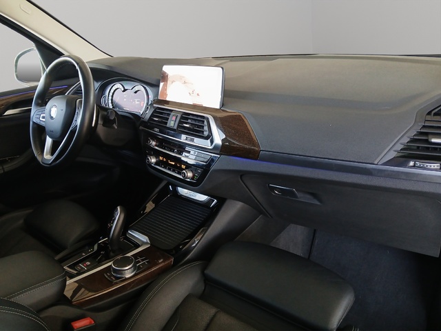 BMW X3 xDrive20d color Azul. Año 2019. 140KW(190CV). Diésel. En concesionario GANDIA Automoviles Fersan, S.A. de Valencia