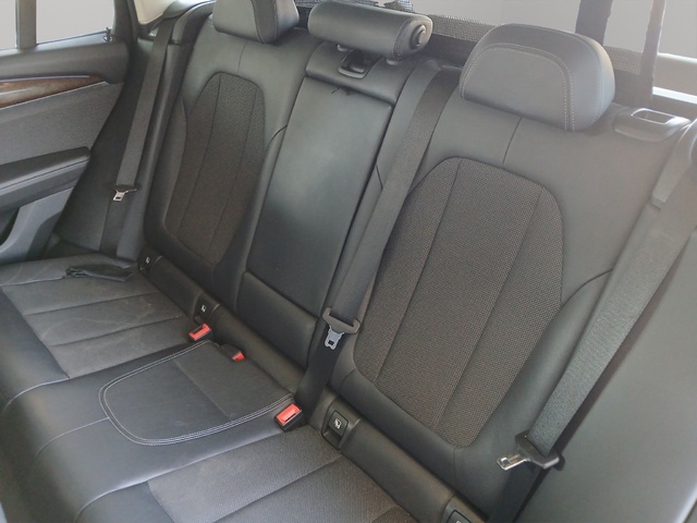 BMW X3 xDrive20d color Azul. Año 2019. 140KW(190CV). Diésel. En concesionario GANDIA Automoviles Fersan, S.A. de Valencia