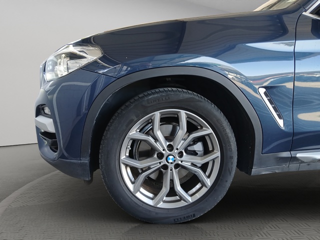 BMW X3 xDrive20d color Azul. Año 2019. 140KW(190CV). Diésel. En concesionario GANDIA Automoviles Fersan, S.A. de Valencia