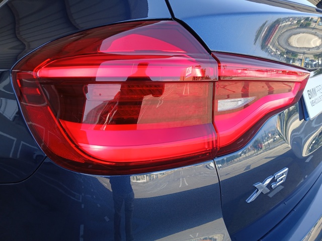 BMW X3 xDrive20d color Azul. Año 2019. 140KW(190CV). Diésel. En concesionario GANDIA Automoviles Fersan, S.A. de Valencia