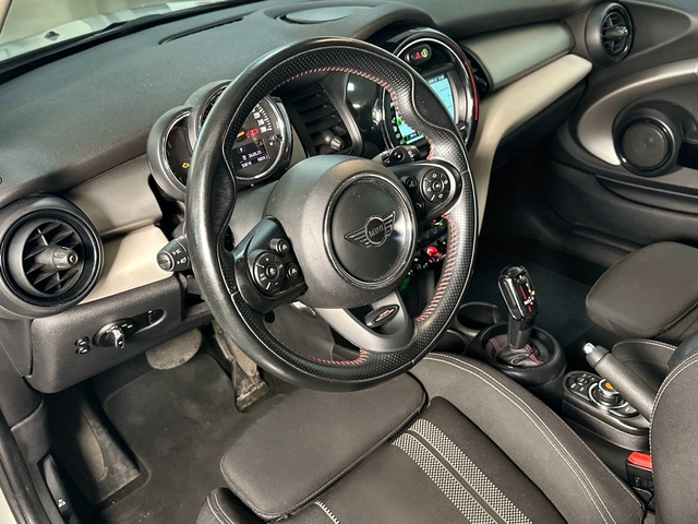 fotoG 13 del MINI MINI 3 Puertas Cooper S 141 kW (192 CV) 192cv Gasolina del 2019 en Asturias
