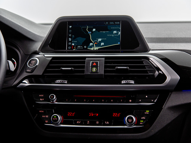BMW X3 xDrive20d color Blanco. Año 2019. 140KW(190CV). Diésel. En concesionario Móvil Begar Alicante de Alicante