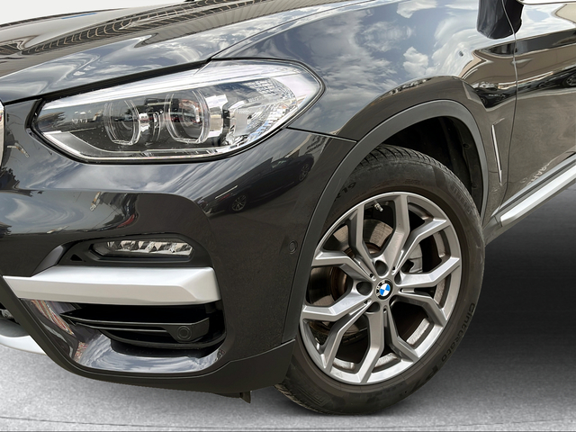 BMW X3 xDrive20d color Gris. Año 2021. 140KW(190CV). Diésel. En concesionario Ilbira Motor | Granada de Granada