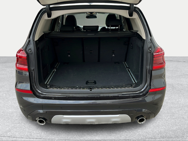 BMW X3 xDrive20d color Gris. Año 2021. 140KW(190CV). Diésel. En concesionario Ilbira Motor | Granada de Granada