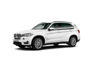 Fotos de BMW X5 xDrive40d color Blanco. Año 2019. 230KW(313CV). Diésel. En concesionario ALBAMOCION CIUDAD REAL  de Ciudad Real
