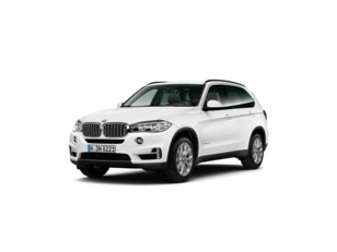 Fotos de BMW X5 xDrive40d color Blanco. Año 2019. 230KW(313CV). Diésel. En concesionario ALBAMOCION CIUDAD REAL  de Ciudad Real