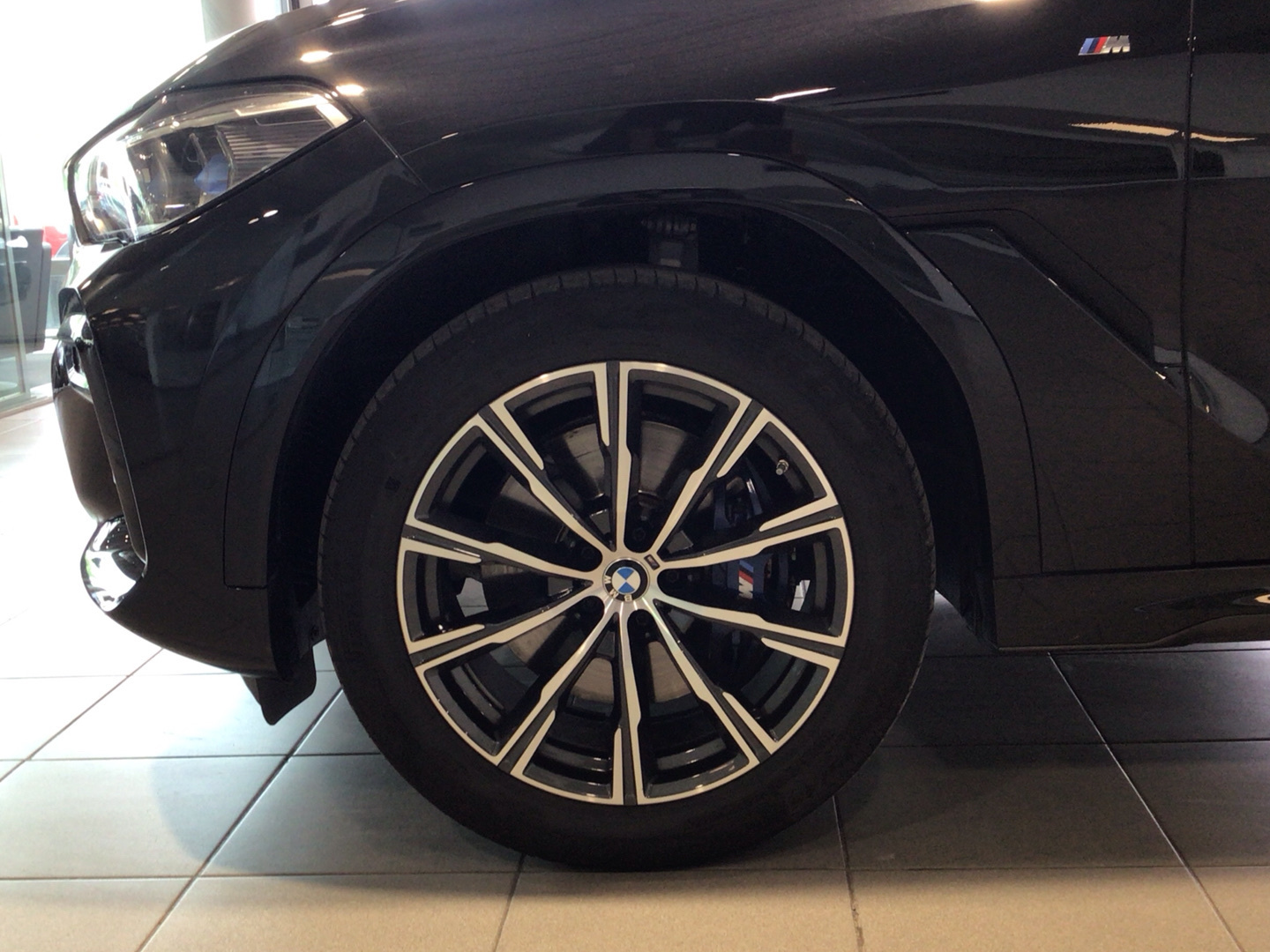 BMW X6 xDrive30d color Negro. Año 2021. 210KW(286CV). Diésel. En concesionario BYmyCAR Madrid - Alcalá de Madrid