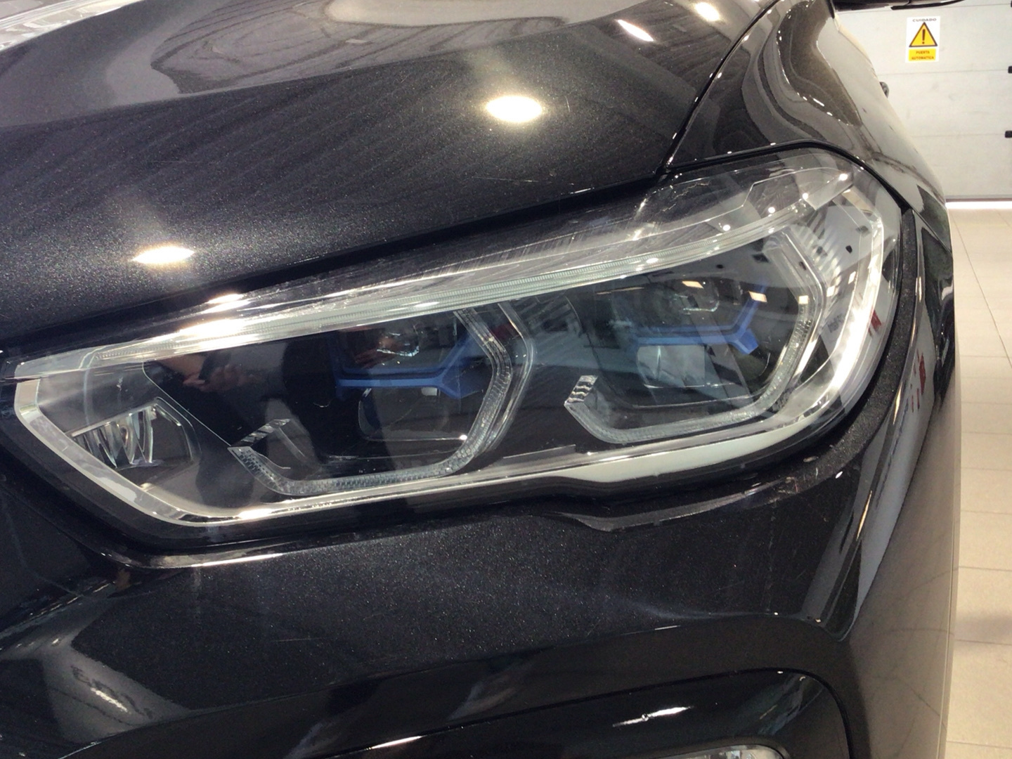 BMW X6 xDrive30d color Negro. Año 2021. 210KW(286CV). Diésel. En concesionario BYmyCAR Madrid - Alcalá de Madrid
