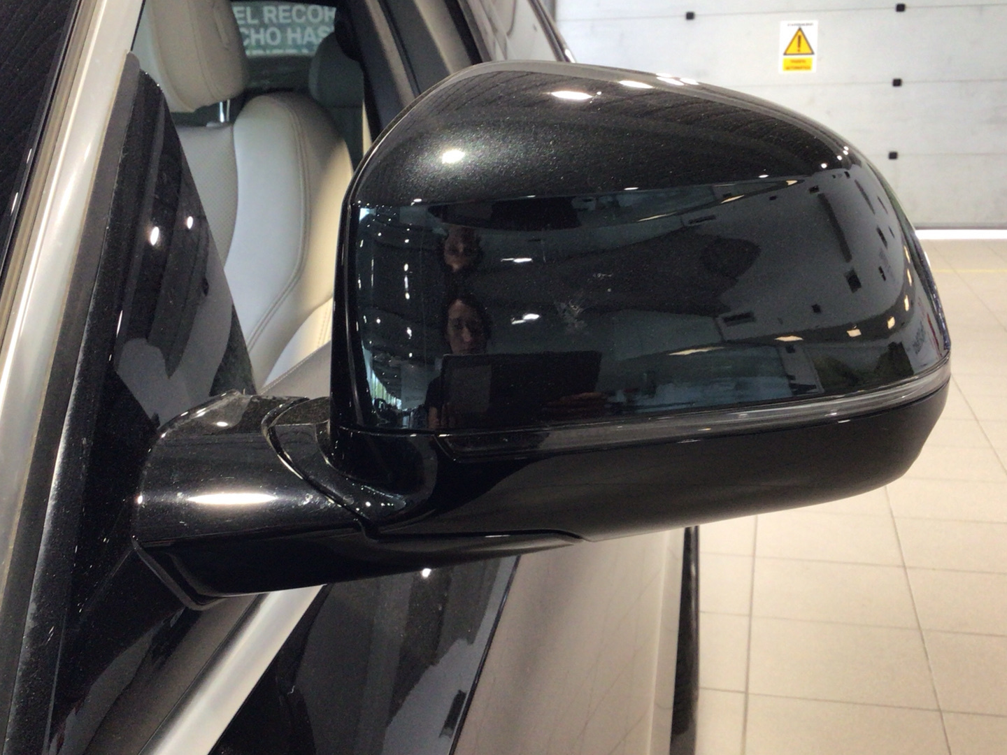 BMW X6 xDrive30d color Negro. Año 2021. 210KW(286CV). Diésel. En concesionario BYmyCAR Madrid - Alcalá de Madrid