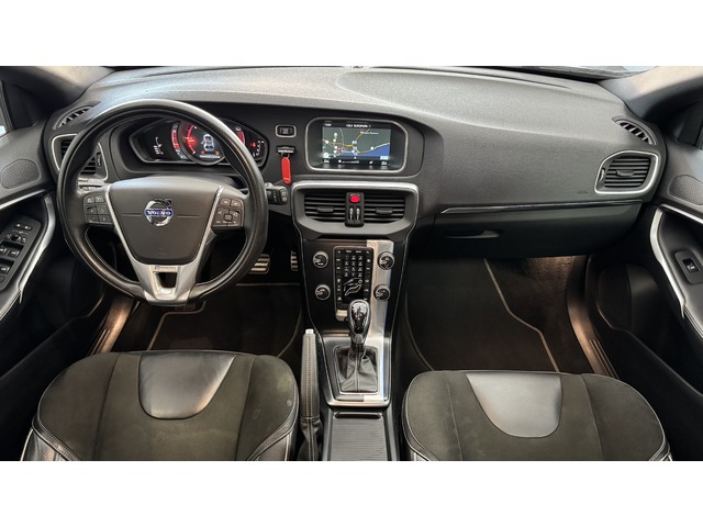 Volvo V40 D2 R-Design Momentum Auto 88 kW (120 CV)