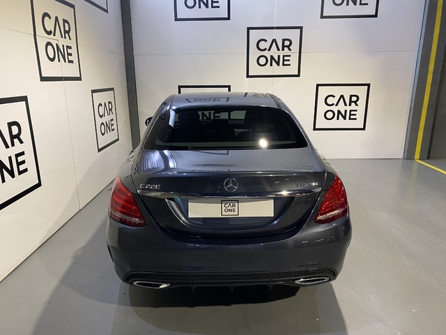 Mercedes-Benz Clase C C 220 BlueTEC AMG Line 125 kW (170 CV)
