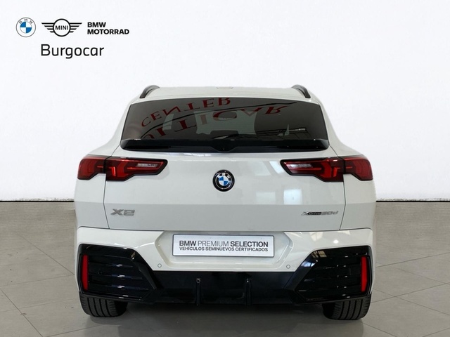 BMW X2 xDrive20d color Blanco. Año 2024. 120KW(163CV). Diésel. En concesionario Burgocar (Bmw y Mini) de Burgos
