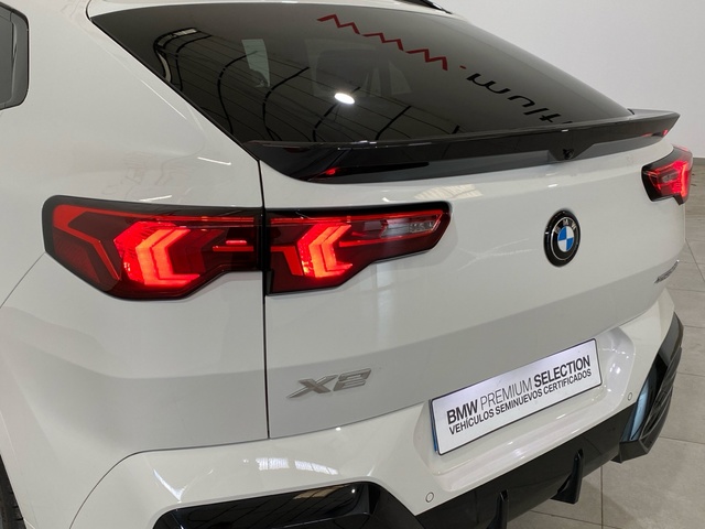 BMW X2 xDrive20d color Blanco. Año 2024. 120KW(163CV). Diésel. En concesionario Burgocar (Bmw y Mini) de Burgos