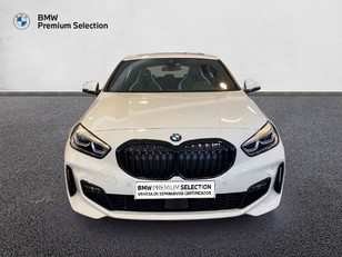 Fotos de BMW Serie 1 118i color Blanco. Año 2023. 103KW(140CV). Gasolina. En concesionario Marmotor de Las Palmas