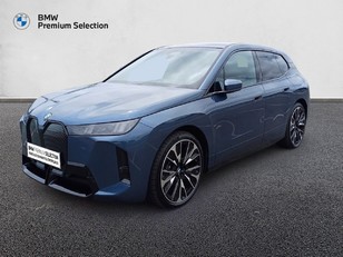 Fotos de BMW iX xDrive45 color Azul. Año 2025. 300KW(408CV). Eléctrico. En concesionario Marmotor de Las Palmas