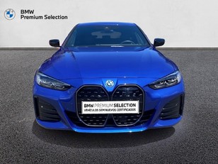 Fotos de BMW i4 eDrive40 color Azul. Año 2024. 250KW(340CV). Eléctrico. En concesionario Marmotor de Las Palmas