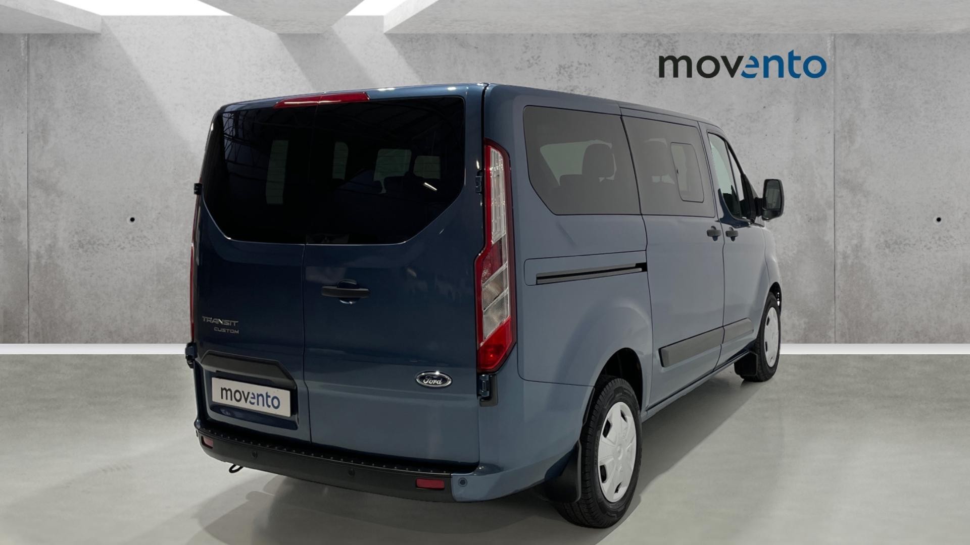 Ford Transit Custom Kombi 2.0 TDCI - 4