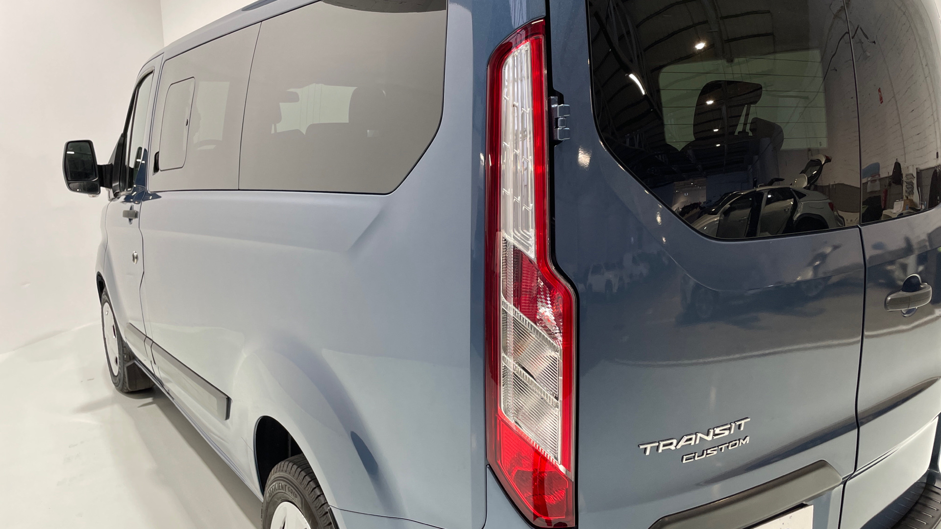 Ford Transit Custom Kombi 2.0 TDCI - 13