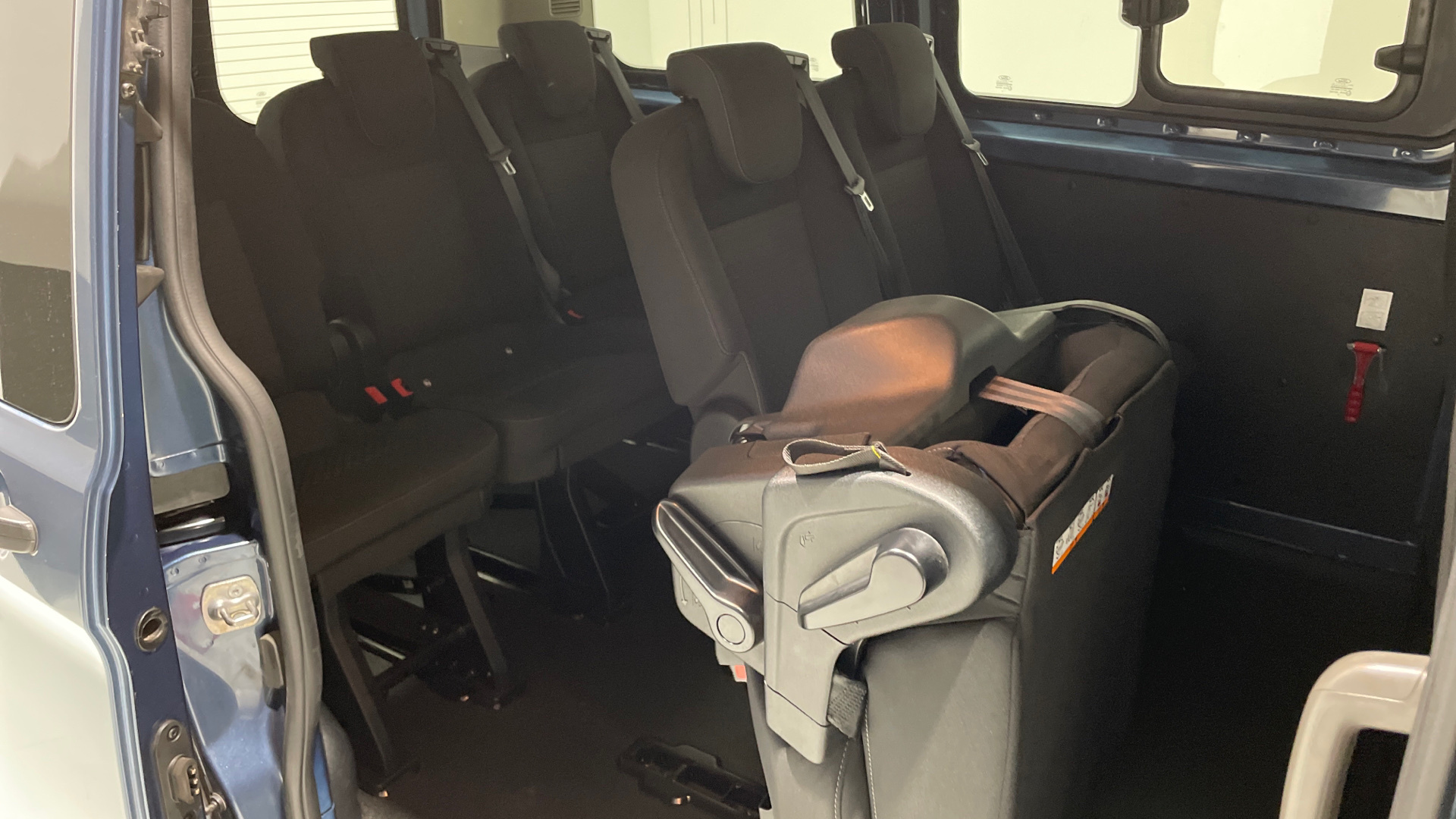 Ford Transit Custom Kombi 2.0 TDCI - 19