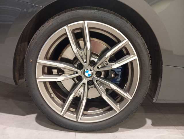BMW Serie 4 M440i Coupé color Gris. Año 2021. 275KW(374CV). Gasolina. En concesionario Motor Munich Cadi - Manresa - VO de Barcelona