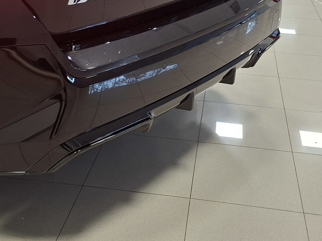 BMW iX1 eDrive20 color Negro. Año 2025. 150KW(204CV). Eléctrico. En concesionario Automoviles Bertolin, S.L. de Valencia