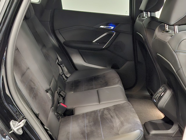 BMW iX1 eDrive20 color Negro. Año 2025. 150KW(204CV). Eléctrico. En concesionario Automoviles Bertolin, S.L. de Valencia