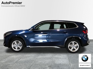 Fotos de BMW X1 sDrive20i color Azul. Año 2024. 125KW(170CV). Gasolina. En concesionario Auto Premier, S.A. - MADRID de Madrid
