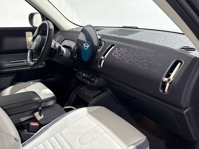 fotoG 7 del MINI MINI Countryman D 120 kW (163 CV) 163cv Diésel del 2024 en Madrid