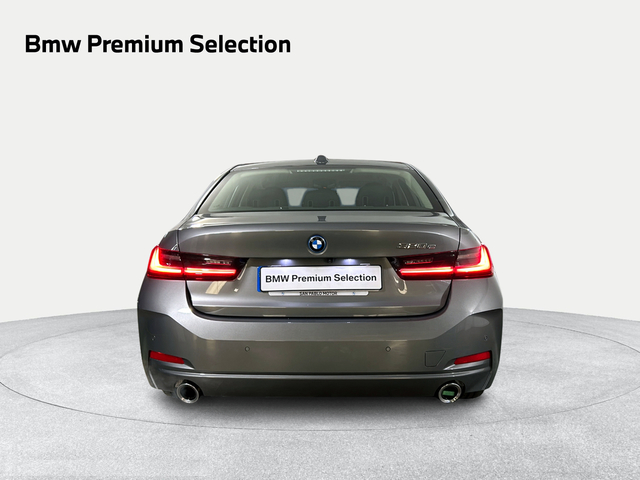 BMW Serie 3 320e color Gris. Año 2024. 150KW(204CV). Híbrido Electro/Gasolina. En concesionario San Pablo Motor | Su Eminencia de Sevilla
