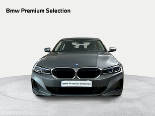 Fotos de BMW Serie 3 320e color Gris. Año 2024. 150KW(204CV). Híbrido Electro/Gasolina. En concesionario San Pablo Motor | Su Eminencia de Sevilla