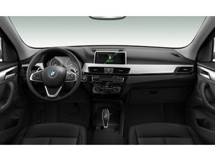 Fotos de BMW X1 xDrive18d color Gris. Año 2021. 110KW(150CV). Diésel. En concesionario Ceres Motor S.L. de Cáceres