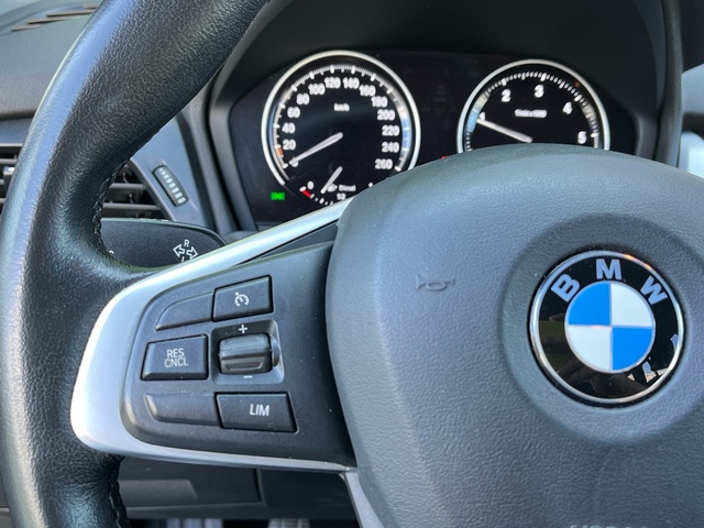 BMW Serie 2 218d Gran Tourer color Negro. Año 2020. 110KW(150CV). Diésel. En concesionario Celtamotor Vigo de Pontevedra