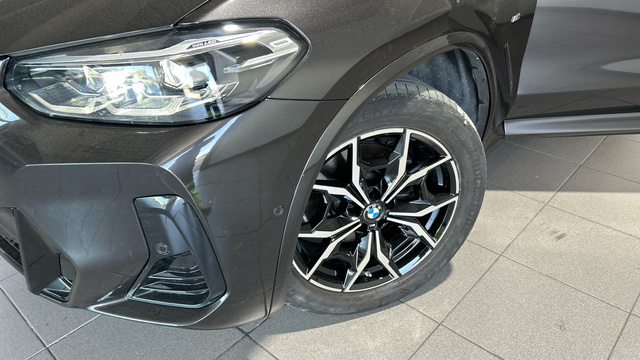 BMW X3 xDrive20d color Gris. Año 2022. 140KW(190CV). Diésel. En concesionario BYmyCAR Madrid - Alcalá de Madrid