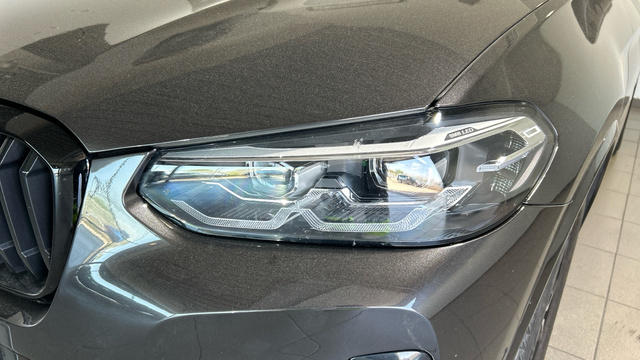 BMW X3 xDrive20d color Gris. Año 2022. 140KW(190CV). Diésel. En concesionario BYmyCAR Madrid - Alcalá de Madrid
